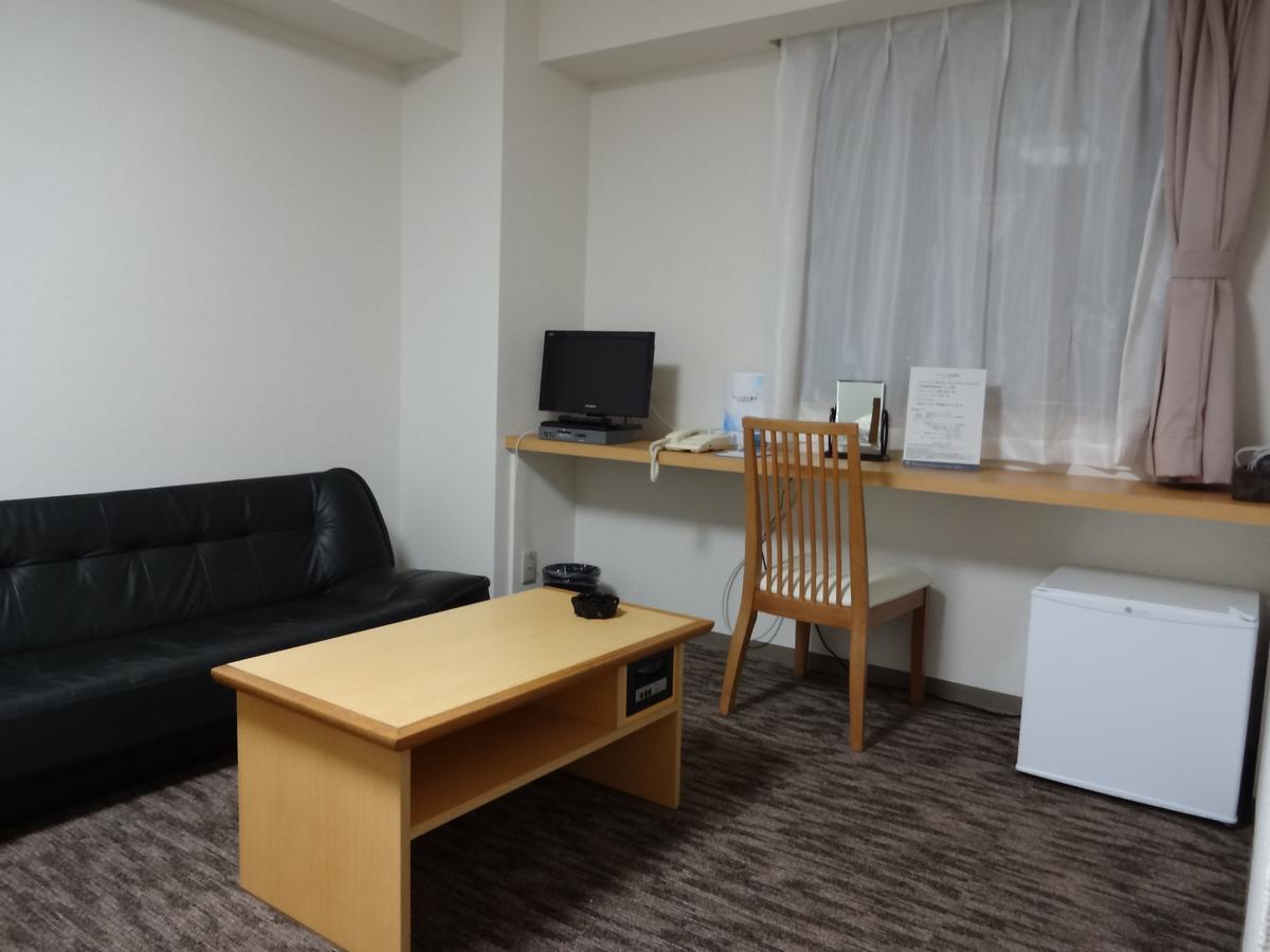 Ushiku City Hotel Ekimaekan Ngoại thất bức ảnh