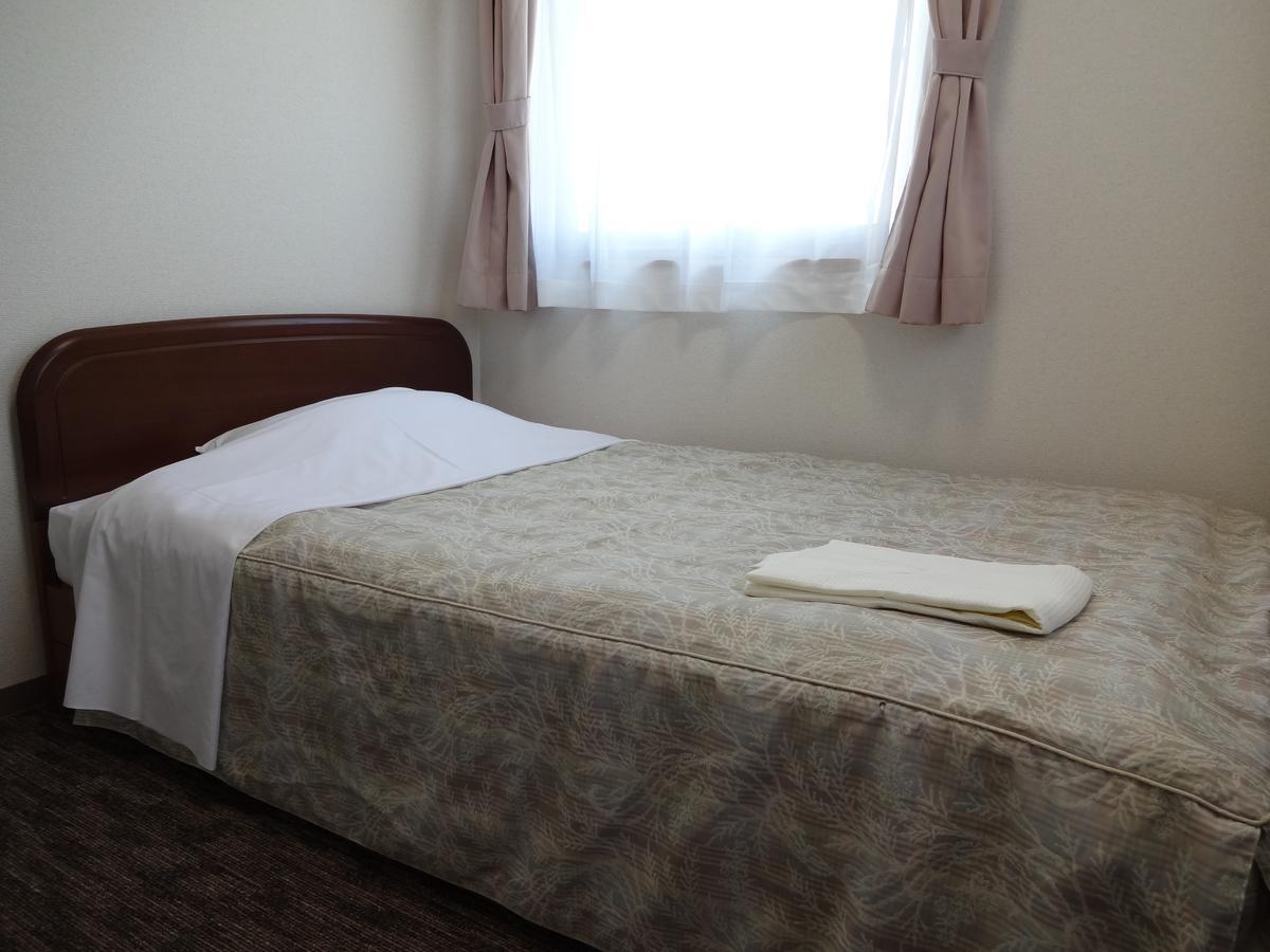 Ushiku City Hotel Ekimaekan Ngoại thất bức ảnh