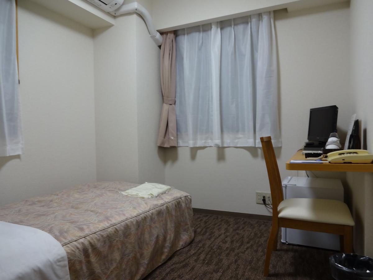 Ushiku City Hotel Ekimaekan Ngoại thất bức ảnh
